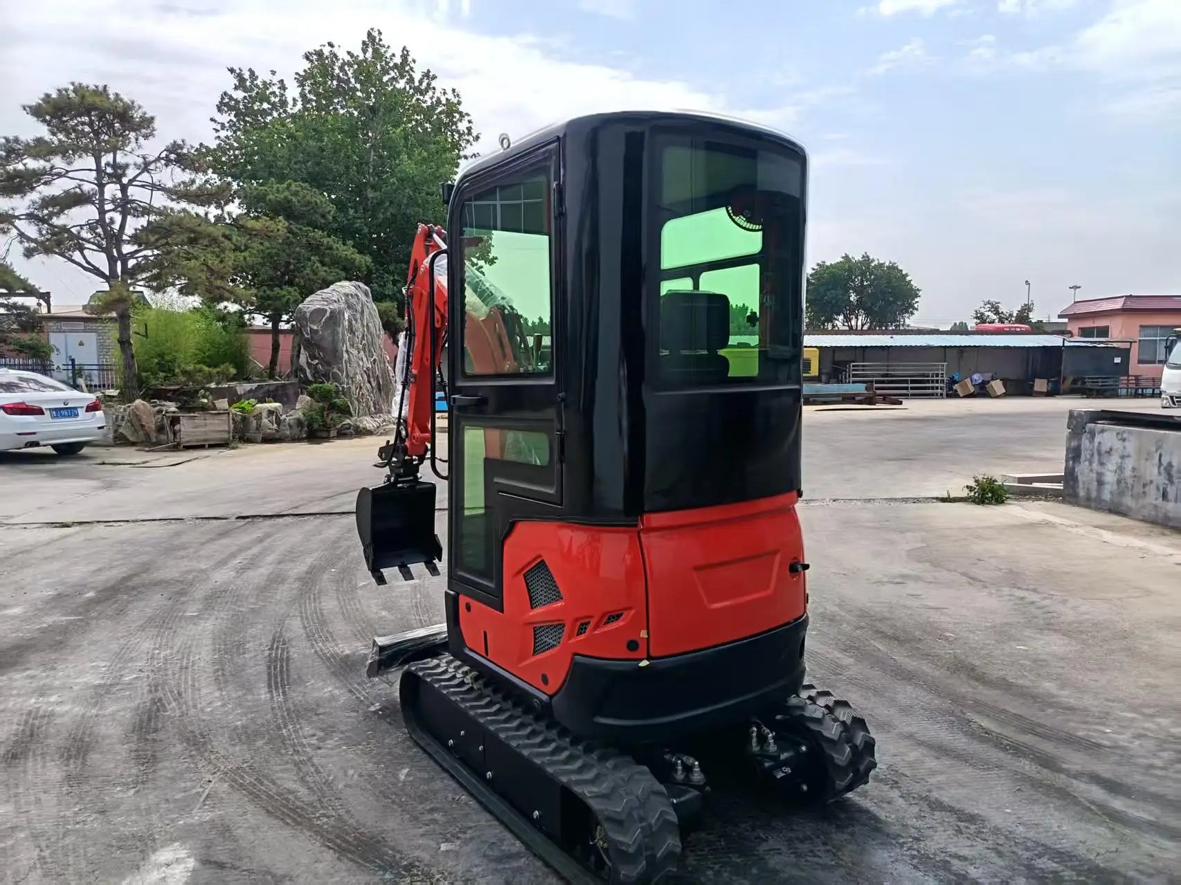2 ton Mini Excavator Multi-function Kubota Engine